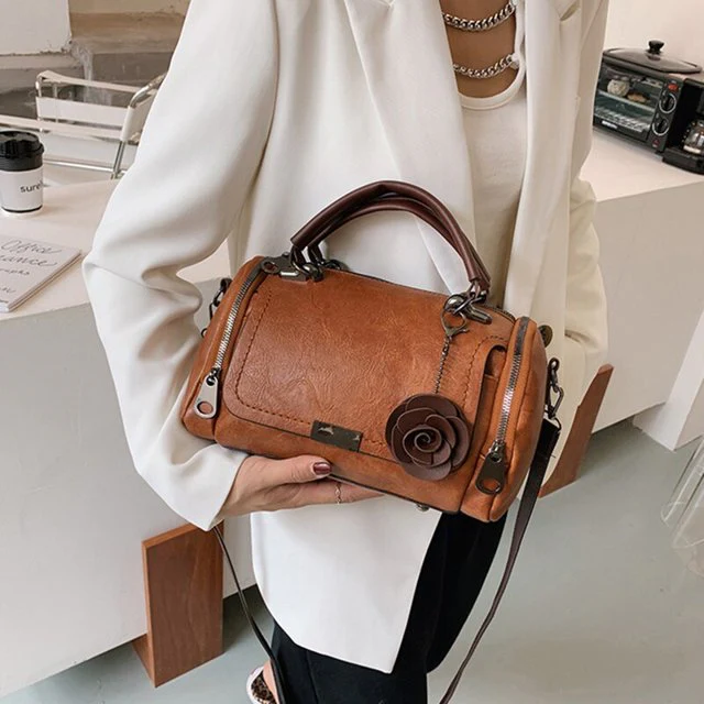 Chavell | Sac Cuir Style Crossbody - Image 4