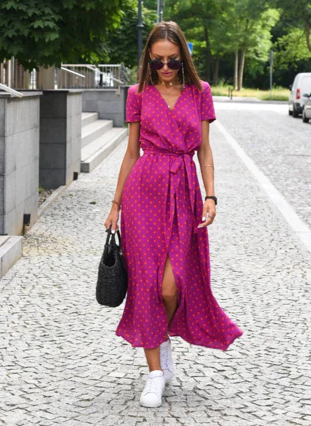 Demi | Robe midi femme à col en V | Moderne - Image 6