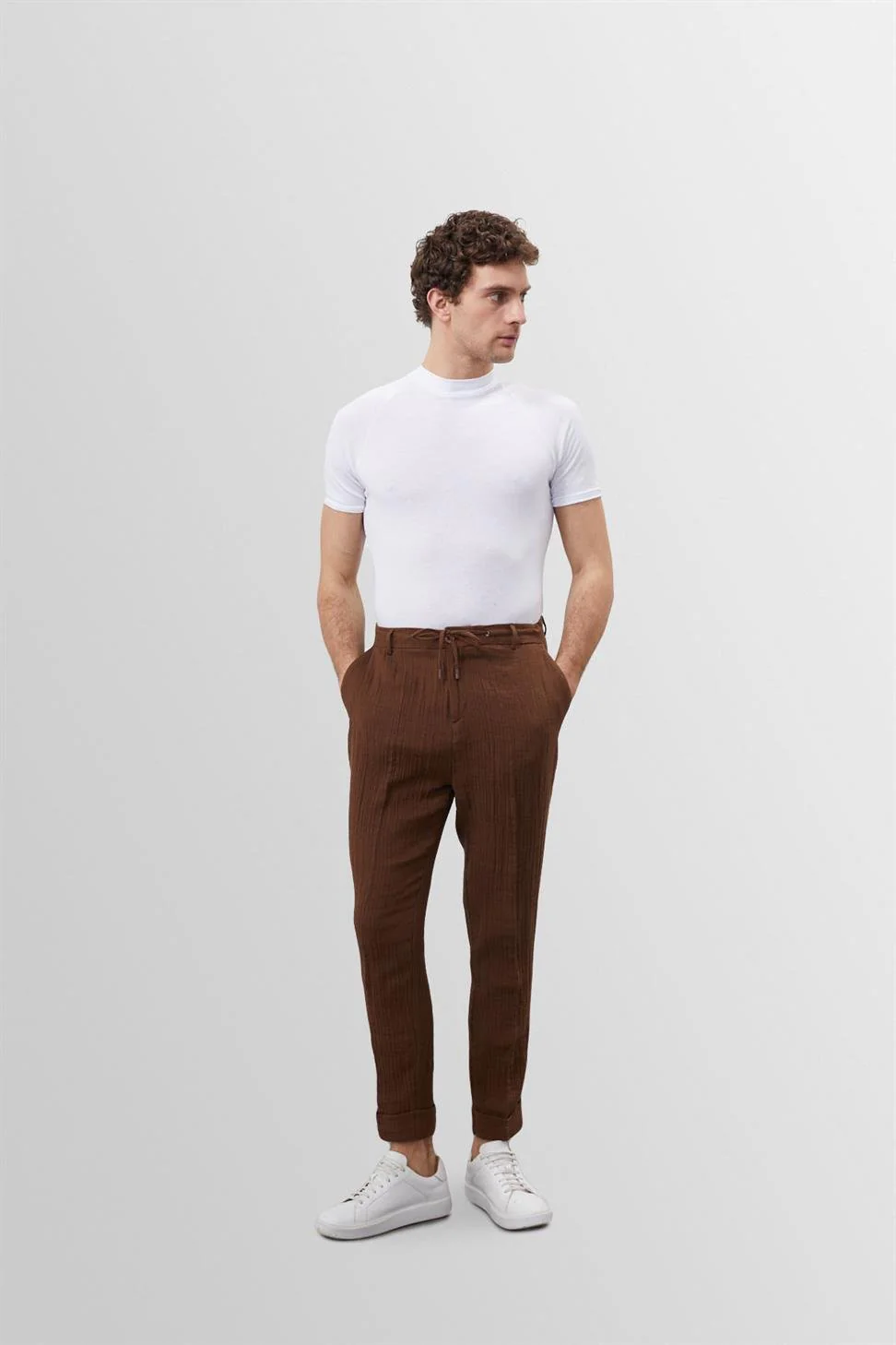 Frédéric | T-shirt pour Homme | Slim Fit, Col Structuré & Tendance